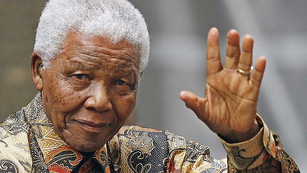 World Stands Still on News of Mandela’s Death