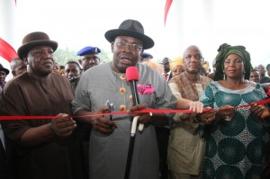 Bayelsa State Governor, Hon. Seriake Dickson (2ndleft) cutting the tape to commission the International Institute of Tourism and Hospitality at Elebele in Ogbia Local Government Area of the State, while the Minister of Tourism, Culture and National Orientation, Chief Edem Duke (left) Trinidad and Tobago High Commissioner to Nigeria, Nyahuma Obika (2ndright) and the Patron-World Fashion Organisation Africa, Mrs. Merit Gordon Obua (right) looks on.