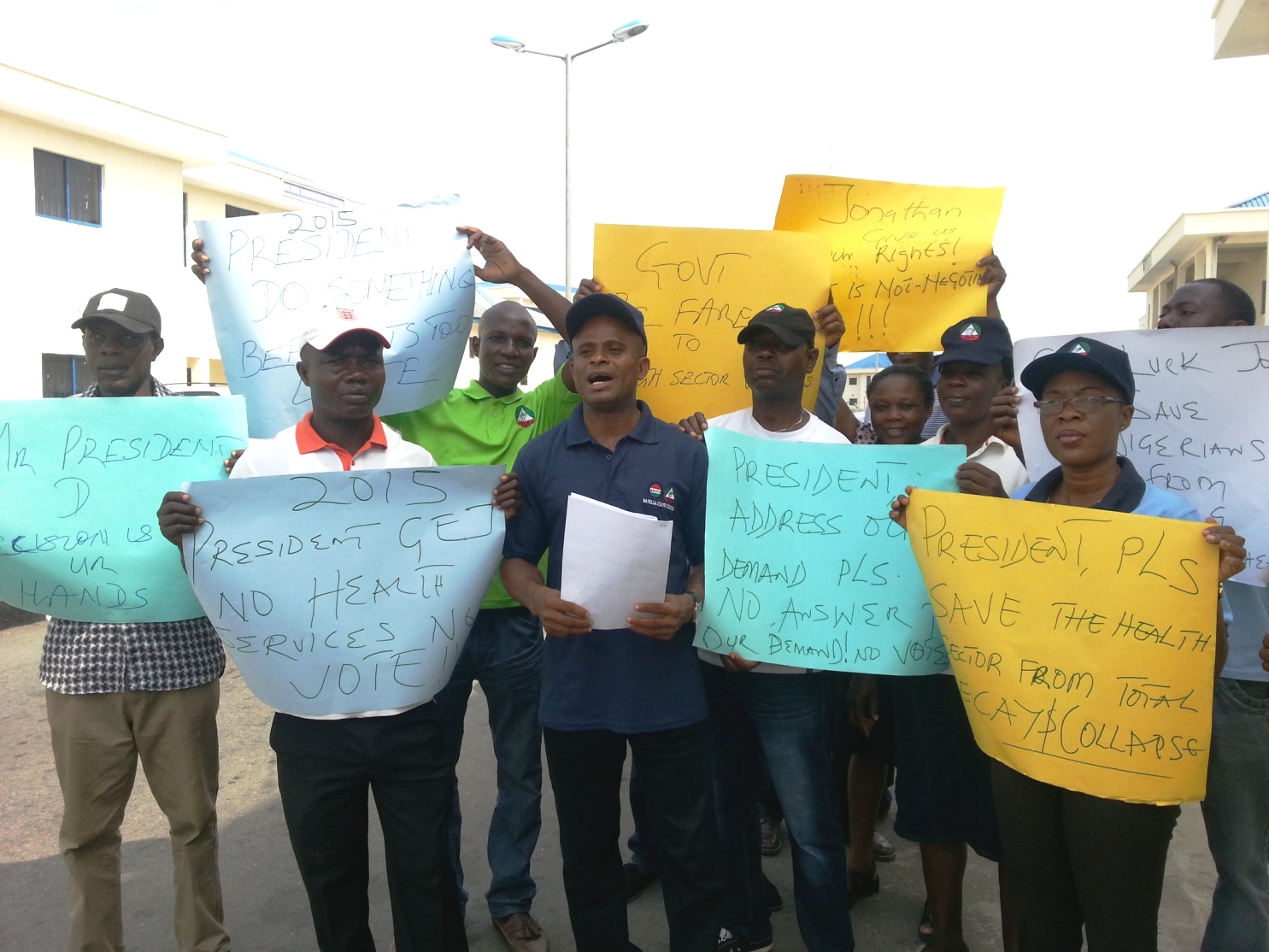 Health Workers urge Jonathan to suspend campaigns and halt rising cases of deaths in Bayelsa