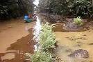 Shell Confirms Oil Leak from Underwater Facility in Bayelsa as Residents Lament Pollution of Ogboinbiri River   