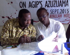 DR GODWIN OJO, (L) EXECUTIVE DIRECTOR ENVIRONMENTAL RIGHTS  ACTION/FRIENDS OF THE EARTH NIGERIA (ERA/FOEN) GOING THROUGH A DOCUMENT WITH MR KARIBI MACDONALD REPRESENTATIVE OF VICTIMS WHO DIED IN A PIPELINE EXPLOSION AT AGIP’S OIL FIELD DURING A NEWS CONFERENCE ON AGIP’S PIPELINE EXPLOSION IN AZUZUAMA, BAYELSA BY ERA/FOEN.