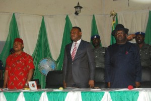  R:L- Governor David Umahi of Ebonyi State; Deputy Governor Kelechi Igwe; and Chief Whip, EBHA, Hon. Chike Ogiji- Imo at the monthly Stakeholders Town Hall Meeting on IGR at Akanu Ibiam International Conference Centre, Abakaliki on Tuesday. Photo: EBSG
