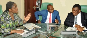 L-R: Minister of Finance, Mrs. Kemi Adeosun; Chairman, Nigerian Economic Summit Group (NESG), Mr. Kwari Bukar and the group’s Chief Executive, Mr. Laoye Jaiyeola during a courtesy visit of the NESG team to the Minister in Abuja on Thursday.