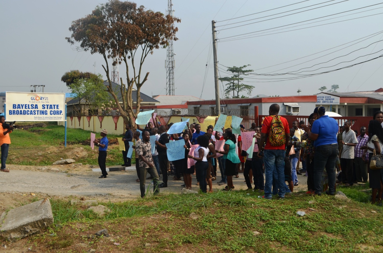 NUJ, RATTAWU at Bayelsa Radio disrupt operations call for GM’s removal