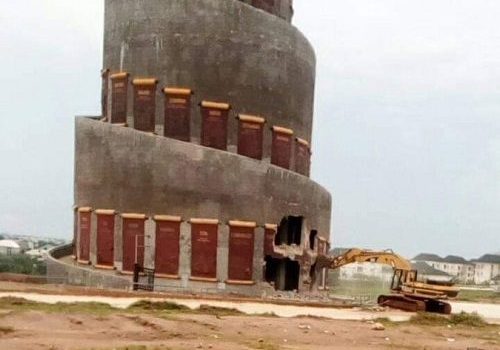 Ihedioha Demolishes Akachi Towers, Okorocha’s Legacy