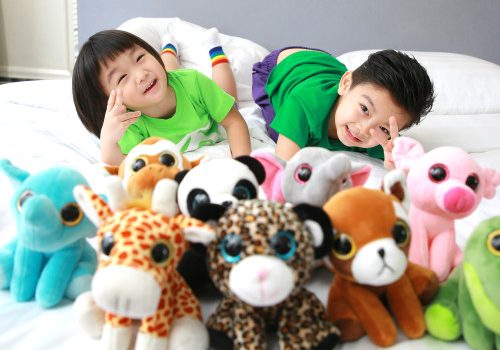 ‘Catch 9 Elves’ in Reality and Win a FREE STAY at Dorsett Wanchai