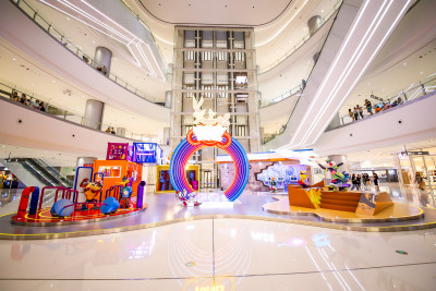 Changsha IFS teams up with Looney Tunes and Graffiti Artist Dezio to Unveil the Very First “Summer Streets” Exhibition in Central China