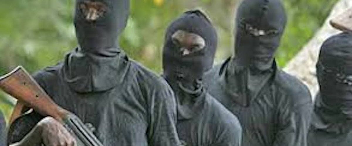 Emir Of Kaura Namoda’s Convoy Attacked By Bandits, 3 Policemen, 5 Others Killed