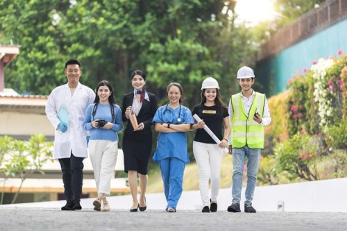 Management Development Institute of Singapore (MDIS) facilitates upskilling & reskilling with online MBAs & courses