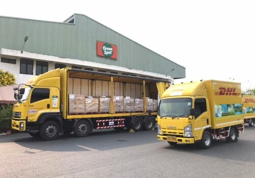 DHL Supply Chain Thailand joins forces with Green Spot to distribute beverages across the nation to support medical staff in their fight against COVID-19