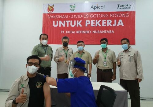 Apical Rolls Out Gotong Royong Vaccinations in Balikpapan Following Success Vaccination Campaigns in Other Cities
