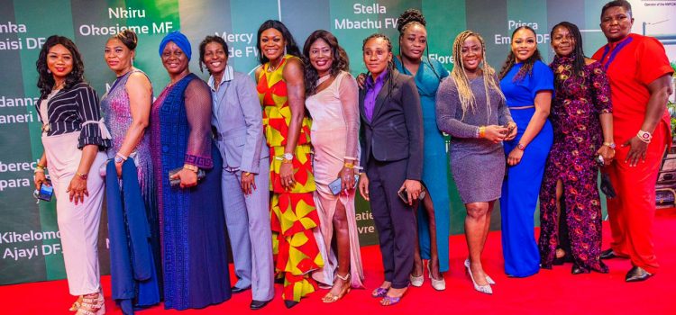 Aisha Buhari, Asisat, 1999 Super Falcons Dazzle At NFF-Aiteo Football Awards