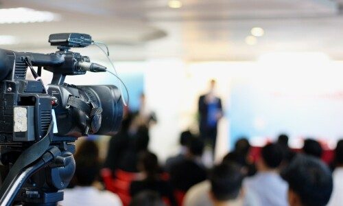 CUHK Business School Research Reveals Companies with Exceptionally Confident CEOs Performed Better in the Stock Market During the Pandemic