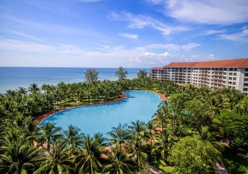 Phu Quoc United Center welcomes the first group of tourists with vaccine passports to Vietnam