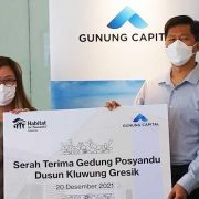 Gunung Prisma’s Director, Liwa Supriyanti, Collaborates with Habitat for Humanity Indonesia to Give Hope to Kesamben-kulon