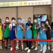 StoreFriendly Foundation and Hong Kong Lions Club, Food for Good to Distribute Love Lunch Boxes; Help the disadvantaged