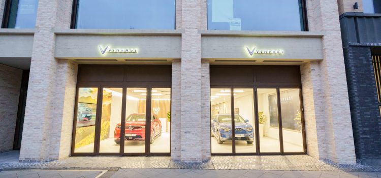 VinFast opens its first two stores in Cologne and Paris