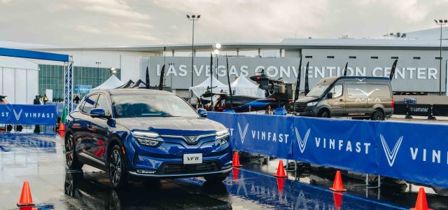 VinAI launches groundbreaking driving technology at CES 2023