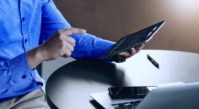 10 events that shook the financial world in 2022—according to OctaFX