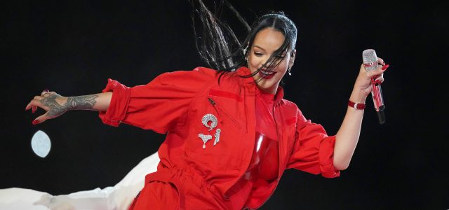 Sennheiser Digital 6000 wireless system shines bright during Rihanna’s Super Bowl LVII halftime performance