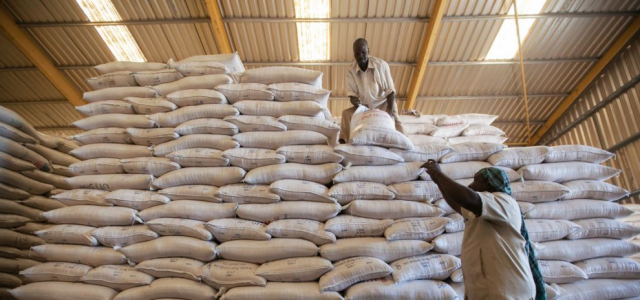 WFP chief puts hold on Sudan aid operations, following death of 3 staff in unrest