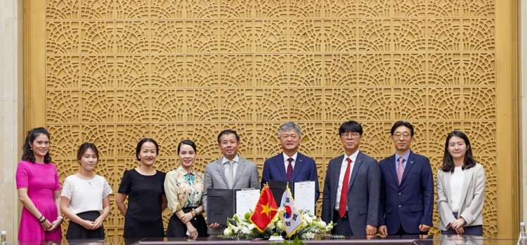 Vingroup and K-Sure sign MoU to accelerate business cooperation
