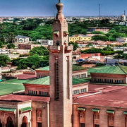 How urbanization and climate change exacerbate the risk of flooding in Mauritania, according to the World Bank