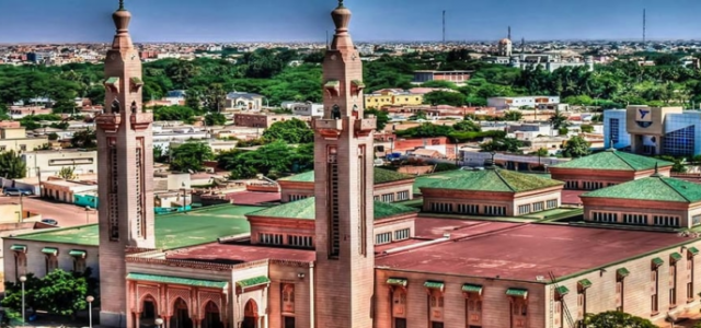 How urbanization and climate change exacerbate the risk of flooding in Mauritania, according to the World Bank