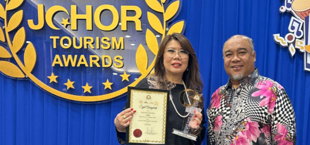Amari Johor Bahru Wins Best Halal Destination Award At The Majestic Johor Tourism Awards 2023