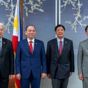President of the Philippines Holds a Meeting with Vingroup Chairman in Hanoi