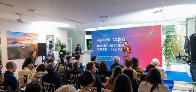 “Bonjour! Chine Soleil Hainan” international image exhibition and Hainan Tourism and Cultural Promotion Event Held in Paris, France