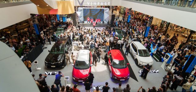 VinFast officially signs agreements with 4 dealers in the Philippines