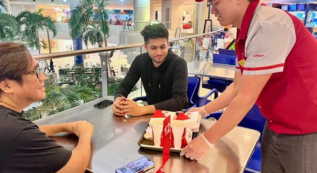 Jollibee Named Among Top 10 Brands in Kuwait for Customer Satisfaction