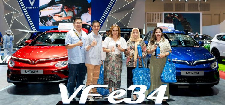 VinFast delivers first batch of VF e34 in Indonesia