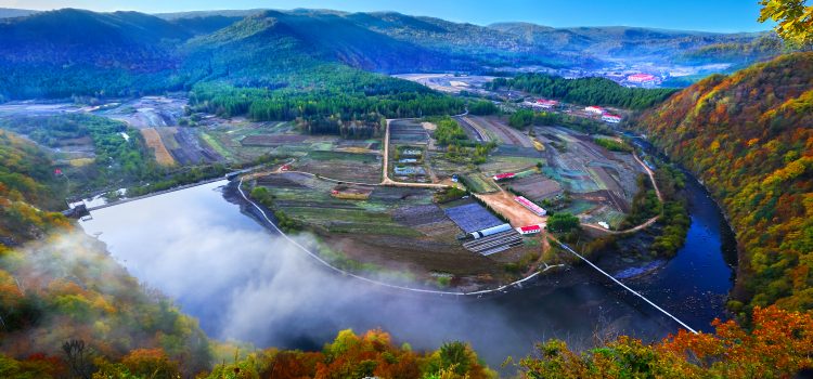 Heilongjiang Seasons, A Journey of Poetry and Painting