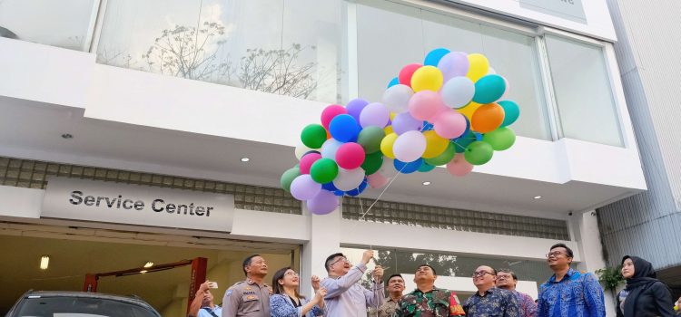 VinFast continues to expand with 15 new dealer stores in Indonesia