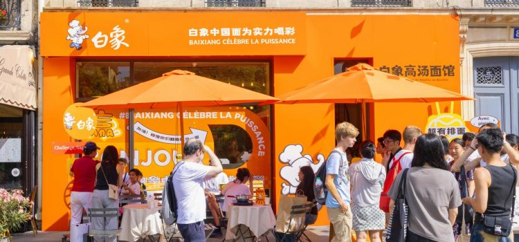 Soup-stock Noodle House Shine in Paris, Baixiang Chinese Noodles Leading the New Trend of Going Overseas