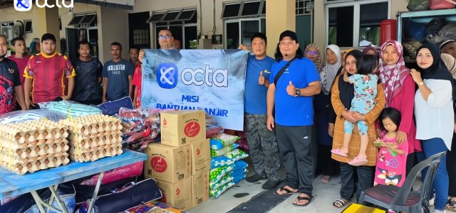 Weeks before New Year, Octa broker helps flood victims in Kelantan, Malaysia