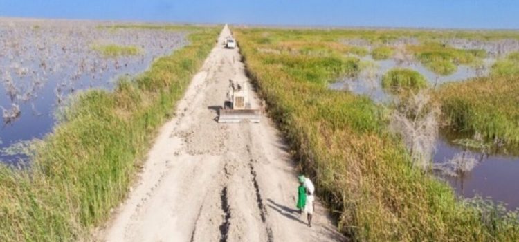 UNMISS engineers renovate Bentiu–Leer road to improve humanitarian access to vulnerable communities