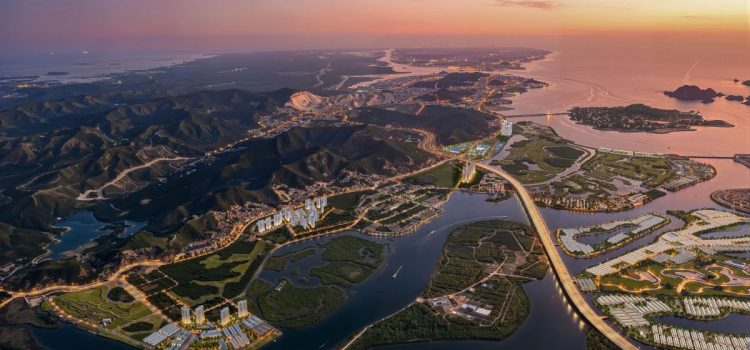 Vinhomes’ 6,200-Hectare Ha Long Bay Project: Evolving the Concept of Urban Scale