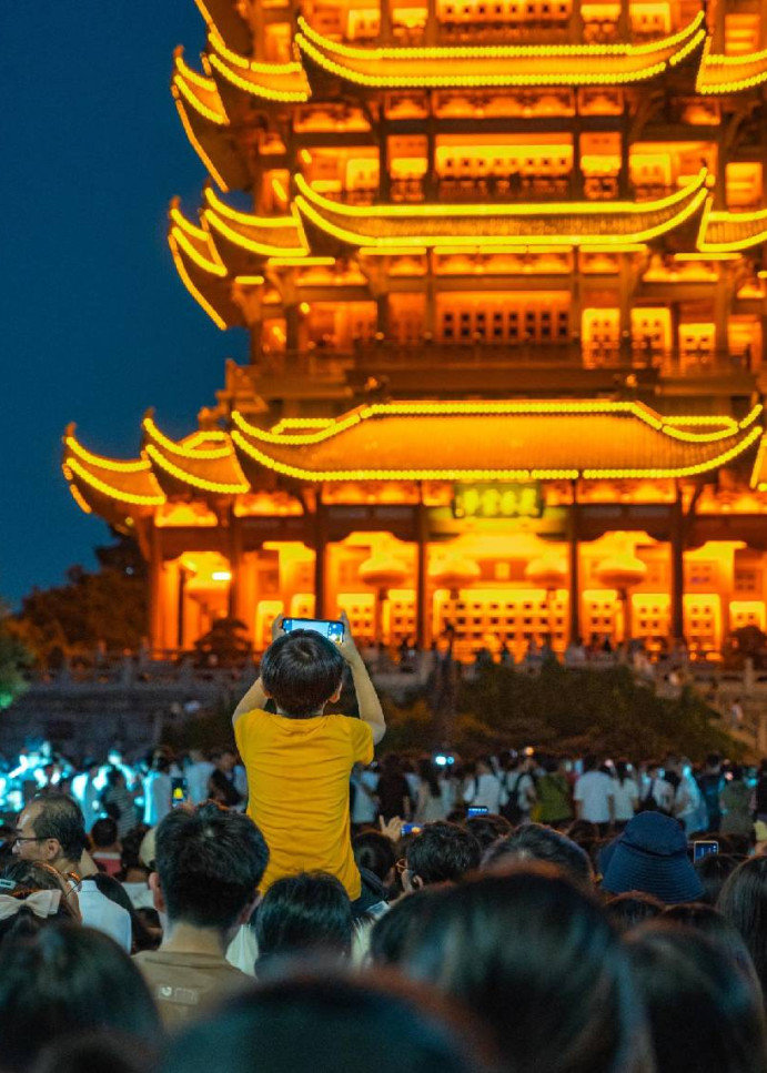 Wuhan Opens Autumn Consumption Season with 279 Cultural and Tourism Events
