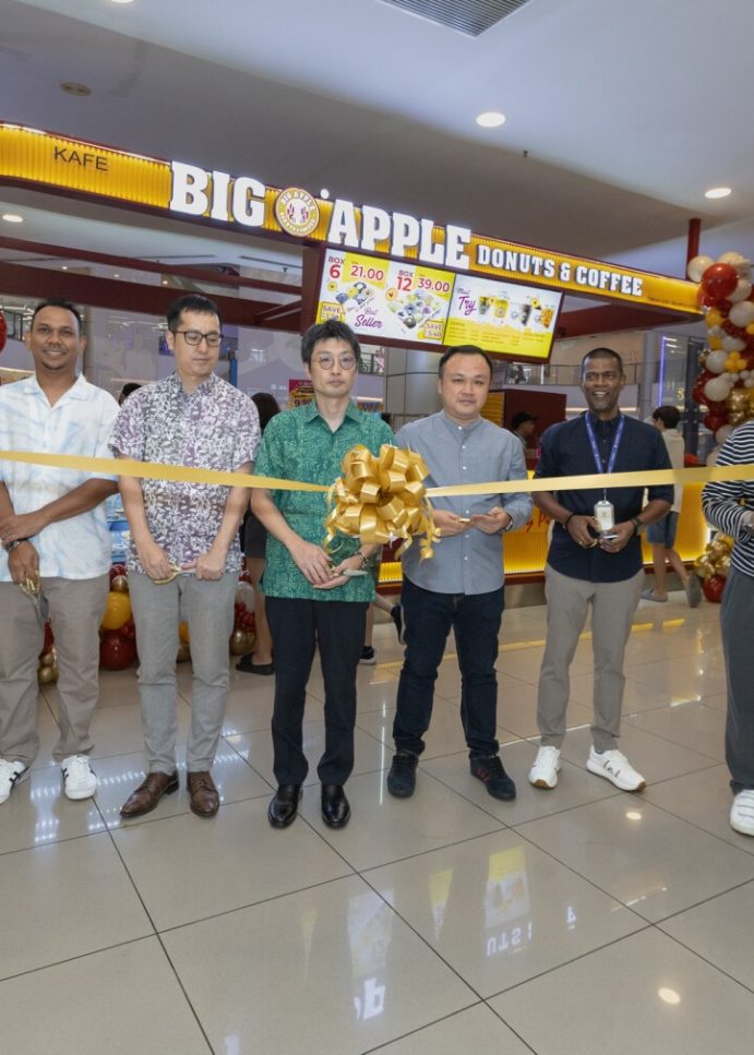 Big Apple Donuts & Coffee Opens Its 100th Store in Malaysia, Celebrates With RM1 Pandan Donuts Nationwide